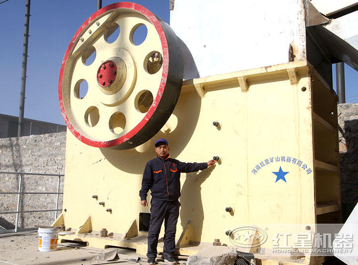 顎式破碎機 顎式破碎機