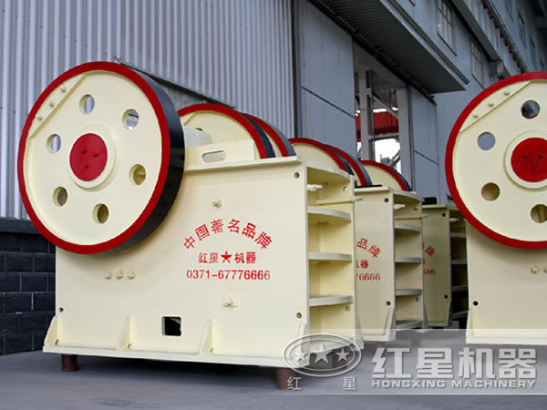 顎式破碎機 顎式破碎機