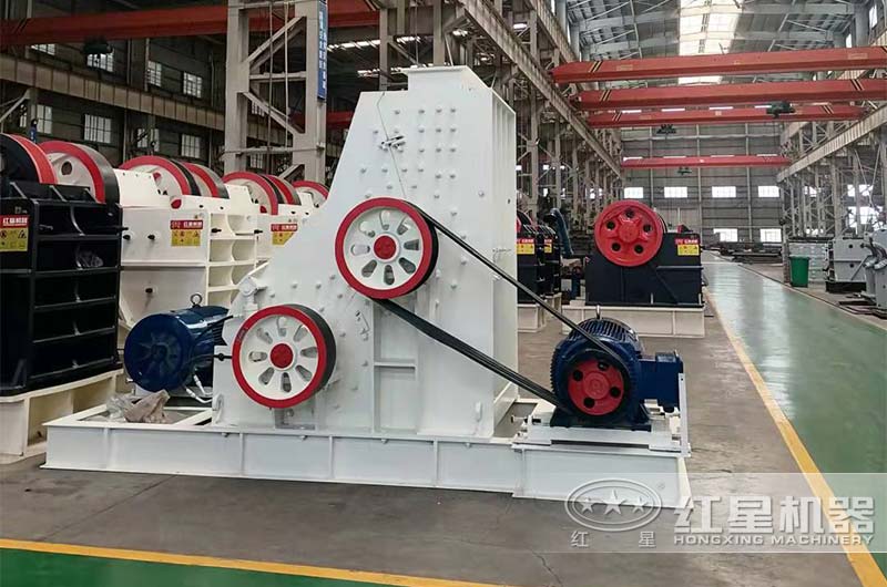 雙級破碎機車間實拍 雙級破碎機車間實拍