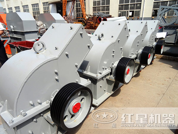 錘式鵝卵石粉碎機(jī) 錘式鵝卵石粉碎機(jī)