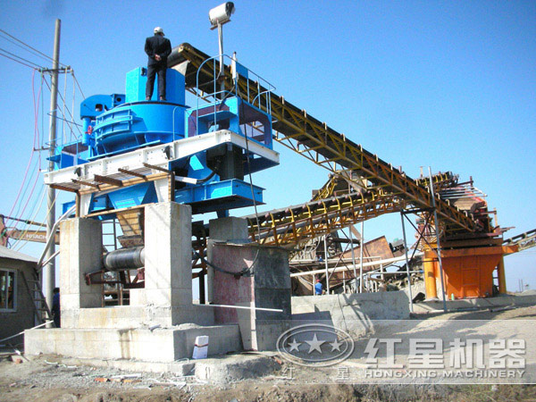 鵝卵石制砂機生產現場 鵝卵石制砂機生產現場