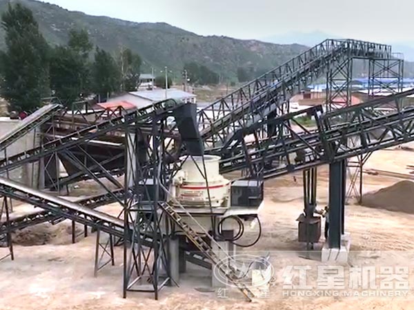 花崗巖制砂機(jī)生產(chǎn)現(xiàn)場(chǎng) 花崗巖制砂機(jī)生產(chǎn)現(xiàn)場(chǎng)