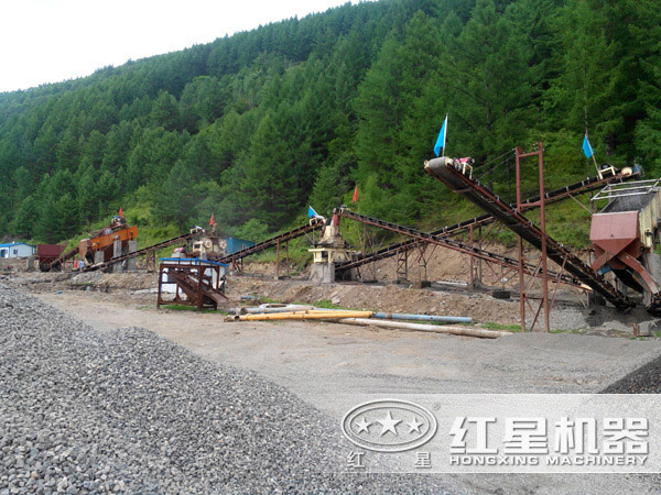 環保型沖擊式破碎機作業現場 環保型沖擊式破碎機作業現場