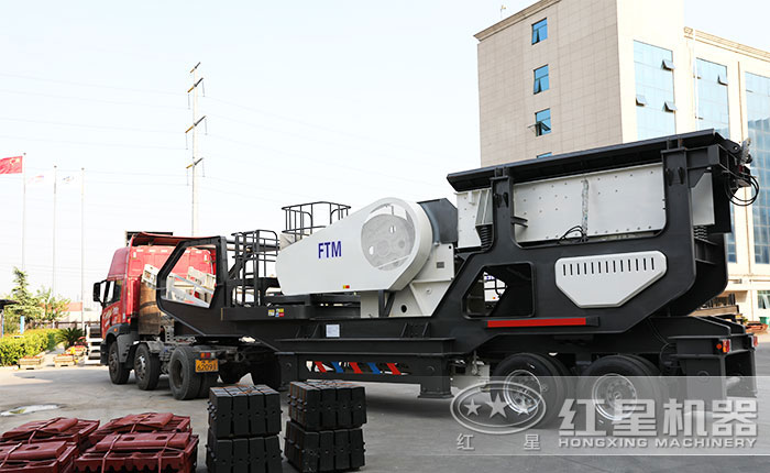 混凝土移動破碎機發貨 混凝土移動破碎機發貨