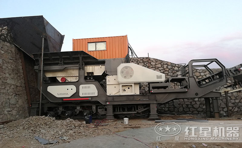 移動碎石設(shè)備生產(chǎn)現(xiàn)場 移動碎石設(shè)備生產(chǎn)現(xiàn)場
