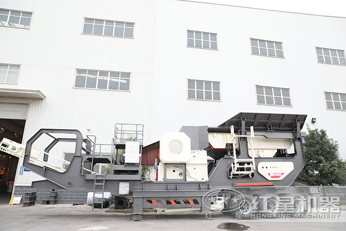 輪胎車載式破碎機(jī) 輪胎車載式破碎機(jī)