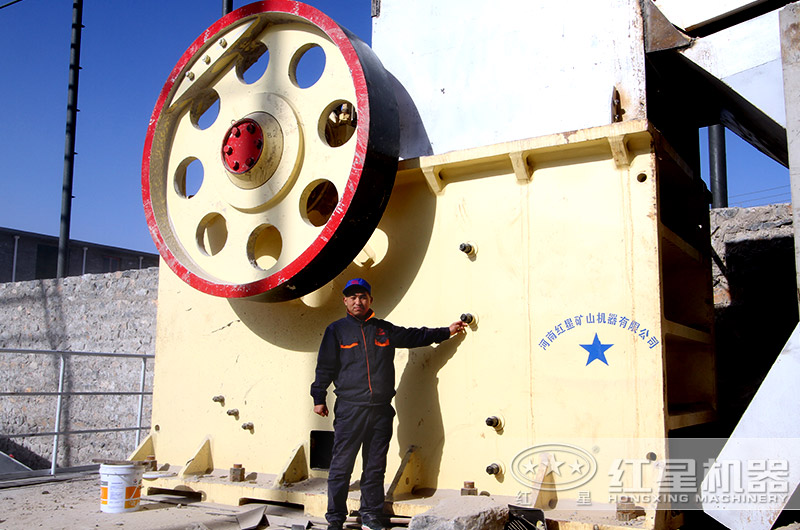 石灰石破碎機現場作業圖 石灰石破碎機現場作業圖