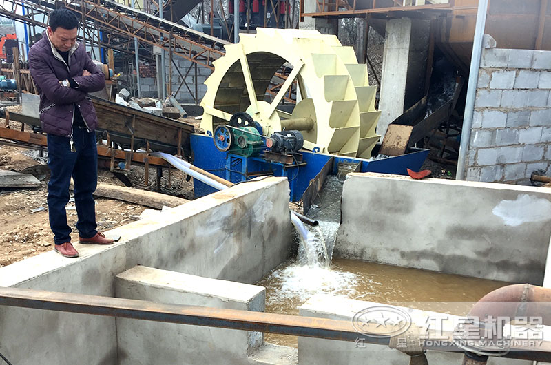 洗砂機作業現場 洗砂機作業現場