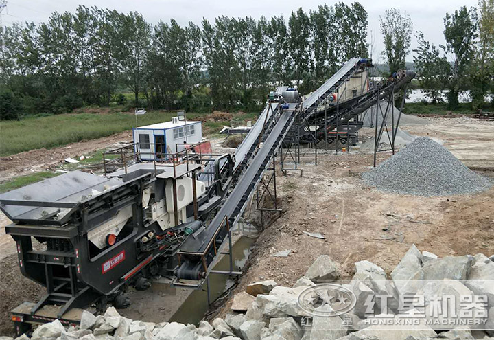 輪胎式流動礦石粉碎機械 輪胎式流動礦石粉碎機械