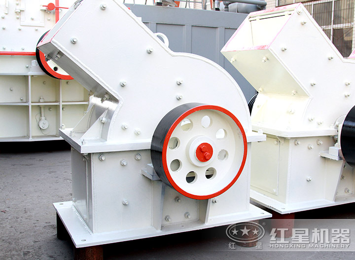 錘式破碎機(jī) 錘式破碎機(jī)