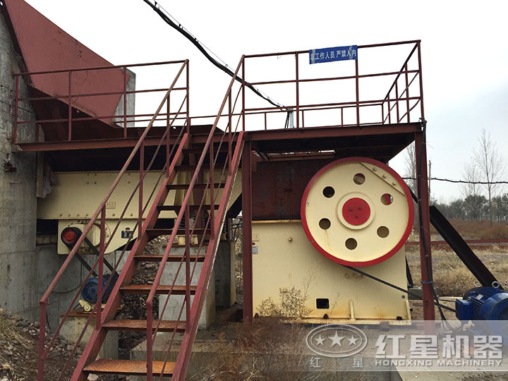 原煤破碎機作業(yè)現(xiàn)場 原煤破碎機作業(yè)現(xiàn)場