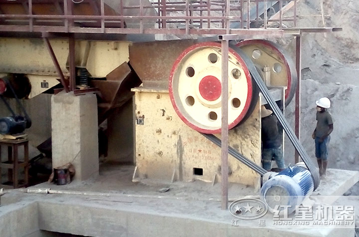 原煤破碎機作業(yè)現(xiàn)場 原煤破碎機作業(yè)現(xiàn)場