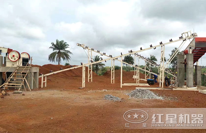 69鄂式破碎機生產現場 69鄂式破碎機生產現場