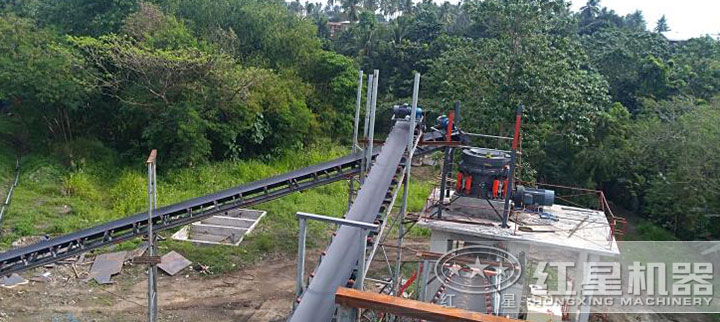 青石破碎現場 青石破碎現場