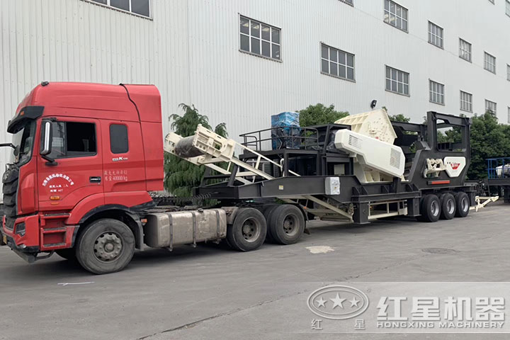 錘式移動破碎站發貨 錘式移動破碎站發貨