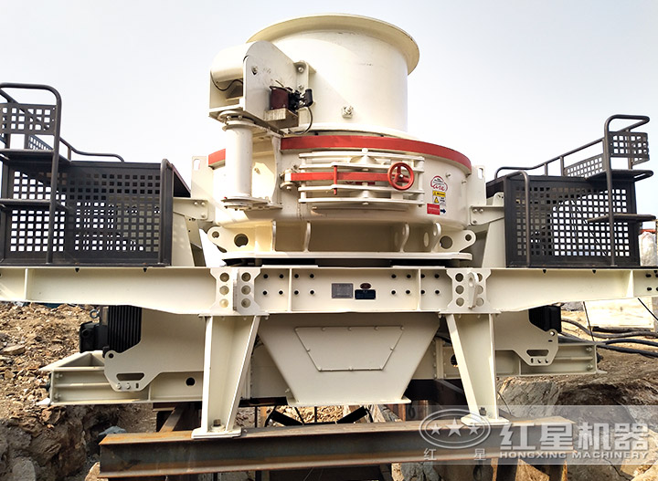 HVI制砂機(jī)現(xiàn)場(chǎng)實(shí)拍圖 HVI制砂機(jī)現(xiàn)場(chǎng)實(shí)拍圖