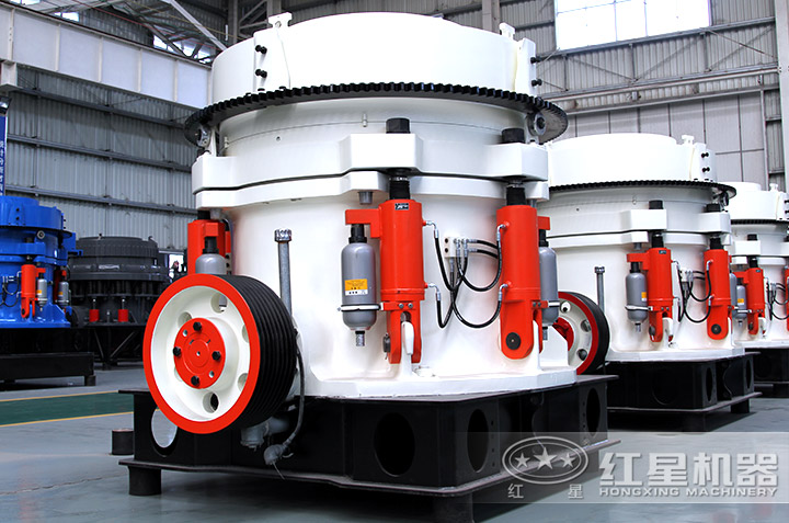 圓錐破碎機實拍圖，運行平穩 后期維護成本低