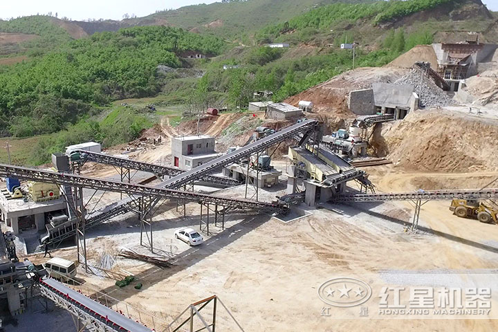 時產200石子破碎機生產現場,可就近安排參觀 時產200石子破碎機生產現場,可就近安排參觀