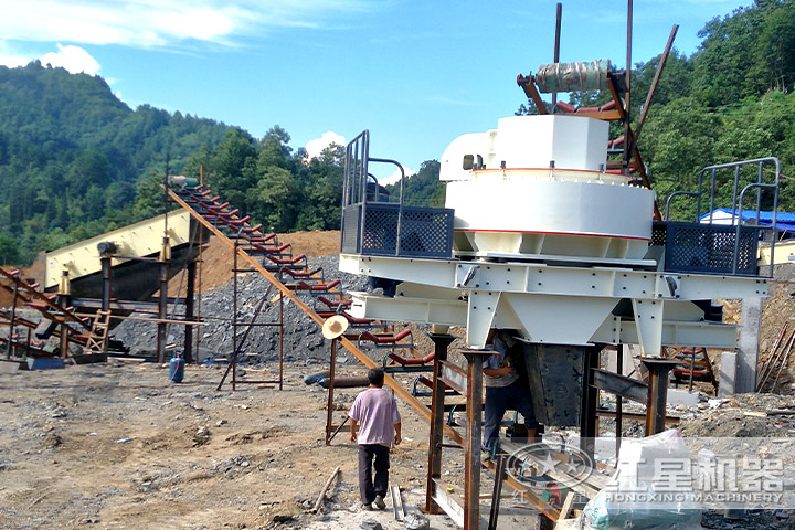 制砂機安裝現場 制砂機安裝現場