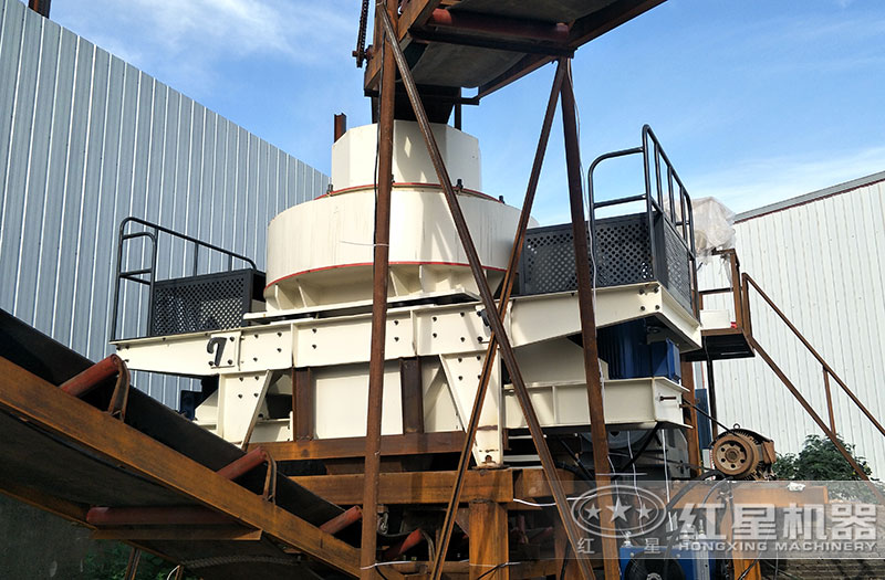 小型環(huán)保碎沙機現(xiàn)場 小型環(huán)保碎沙機現(xiàn)場