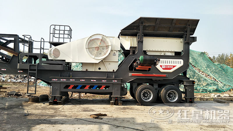 廊坊移動制砂廠安裝中,很快就可以開業(yè)了 廊坊移動制砂廠安裝中,很快就可以開業(yè)了