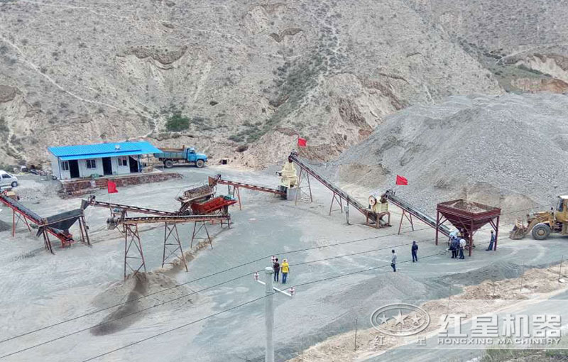 鵝卵石治沙機器現場 鵝卵石治沙機器現場