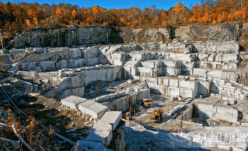礦山開采作業實拍 礦山開采作業實拍
