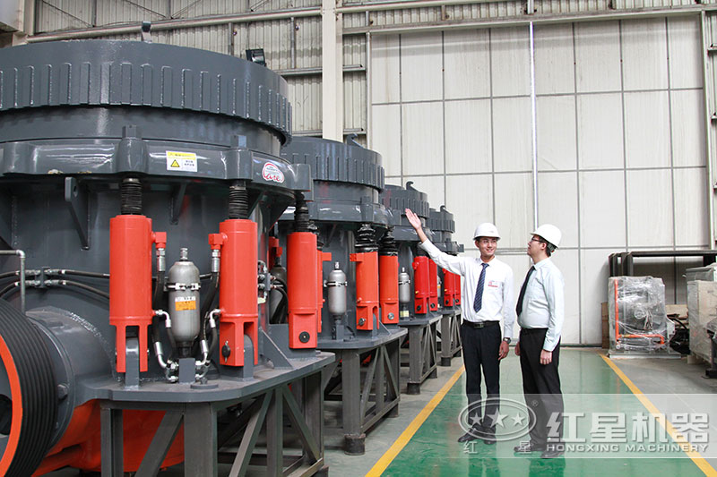 紅星砂石粉碎機支持到廠考察 紅星砂石粉碎機支持到廠考察