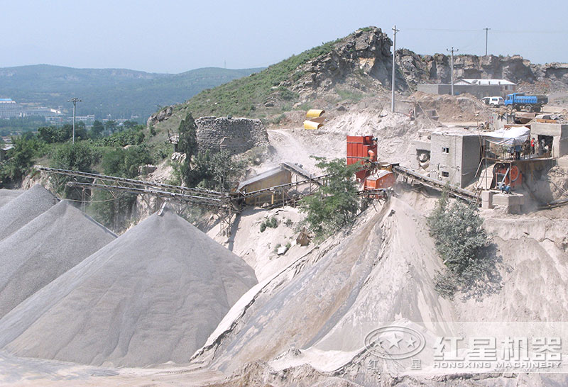 砂石生產(chǎn)設(shè)備現(xiàn)場(chǎng) 砂石生產(chǎn)設(shè)備現(xiàn)場(chǎng)