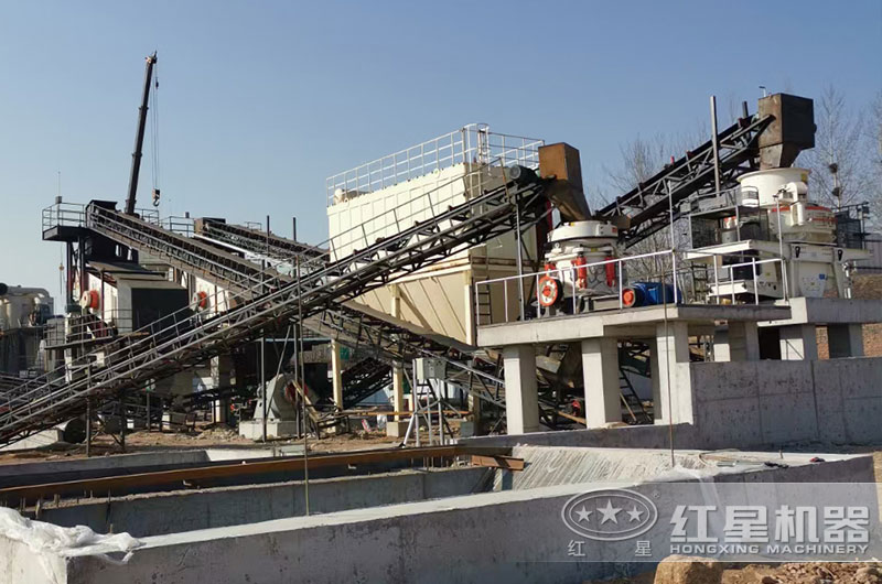 河卵石制砂生產(chǎn)線現(xiàn)場 河卵石制砂生產(chǎn)線現(xiàn)場