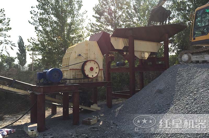 錘式破碎機(jī) 錘式破碎機(jī)