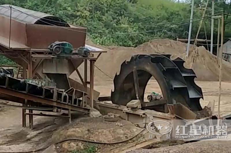 小型河卵石制砂現場實拍 小型河卵石制砂現場實拍